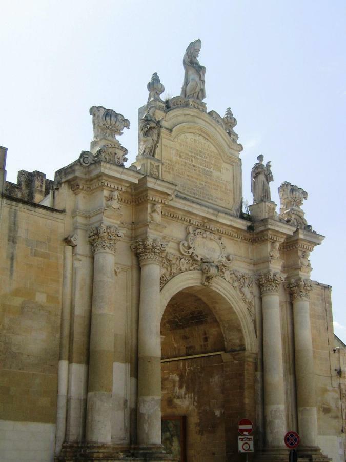 Dimora Dei Baroni Apartment Lecce Luaran gambar