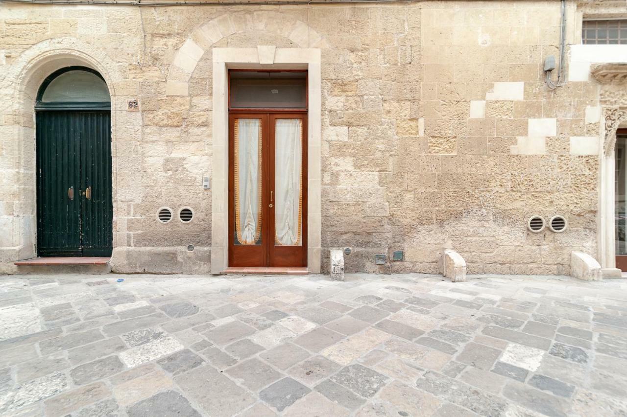 Dimora Dei Baroni Apartment Lecce Luaran gambar